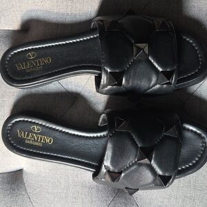 Valentino ROCKSTUD Slides US 6